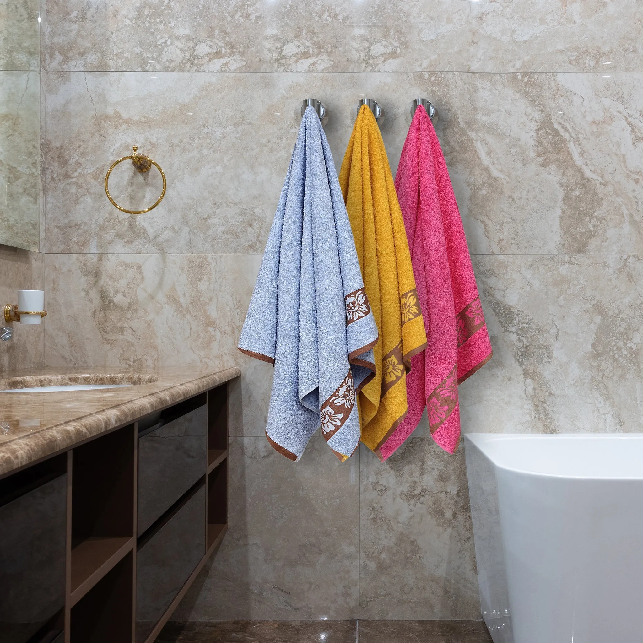 100% Cotton Bath Towel by Ruvanti - (27x54 Inch) - Assorted (Sky Blue, Pink, Mustard)