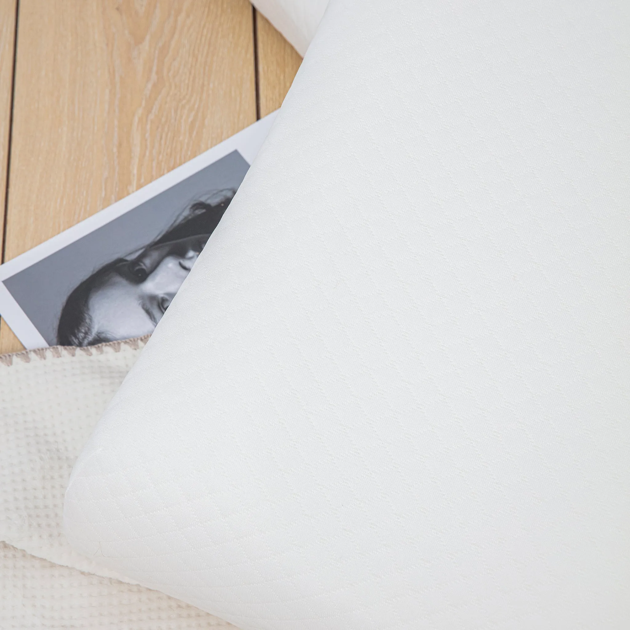Comfy Curved Memory Foam Pillow for Neck